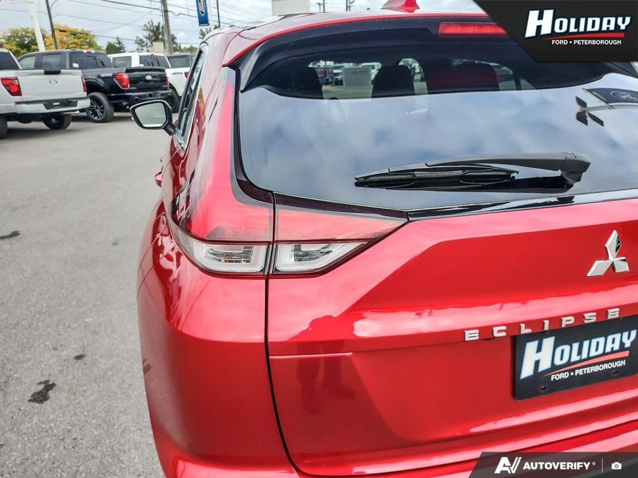 2022 Mitsubishi Eclipse Cross SE Photo