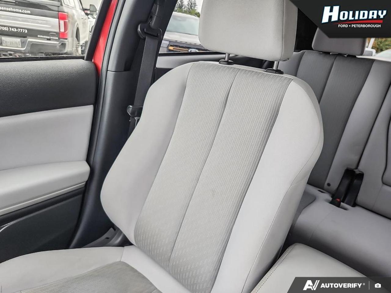 2022 Mitsubishi Eclipse Cross SE Photo