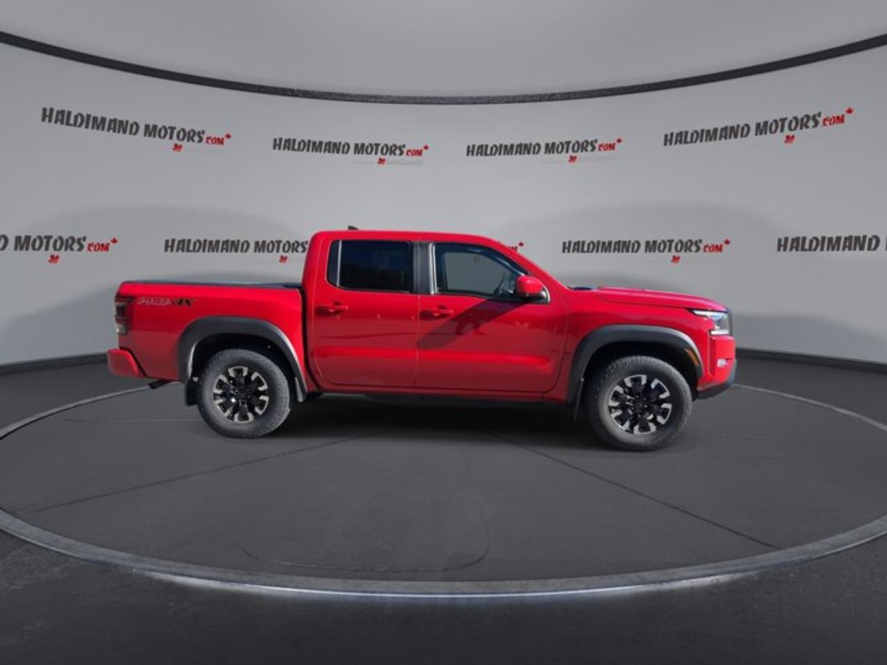 2022 Nissan Frontier PRO-4X Crew Cab 5' Bed 4x4 | No Accidents Photo