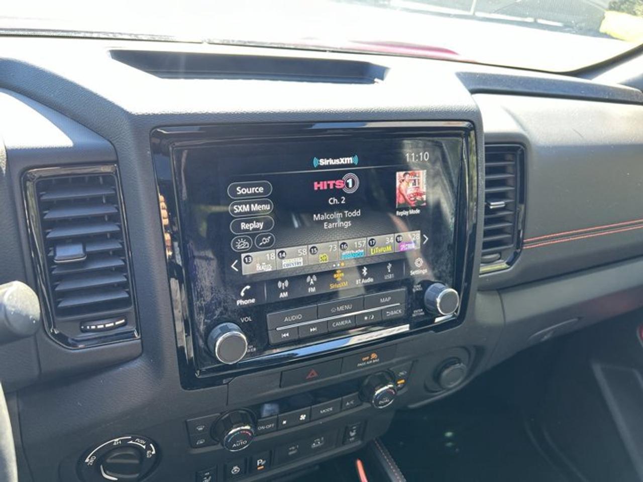 2022 Nissan Frontier PRO-4X Crew Cab 5' Bed 4x4 | No Accidents Photo
