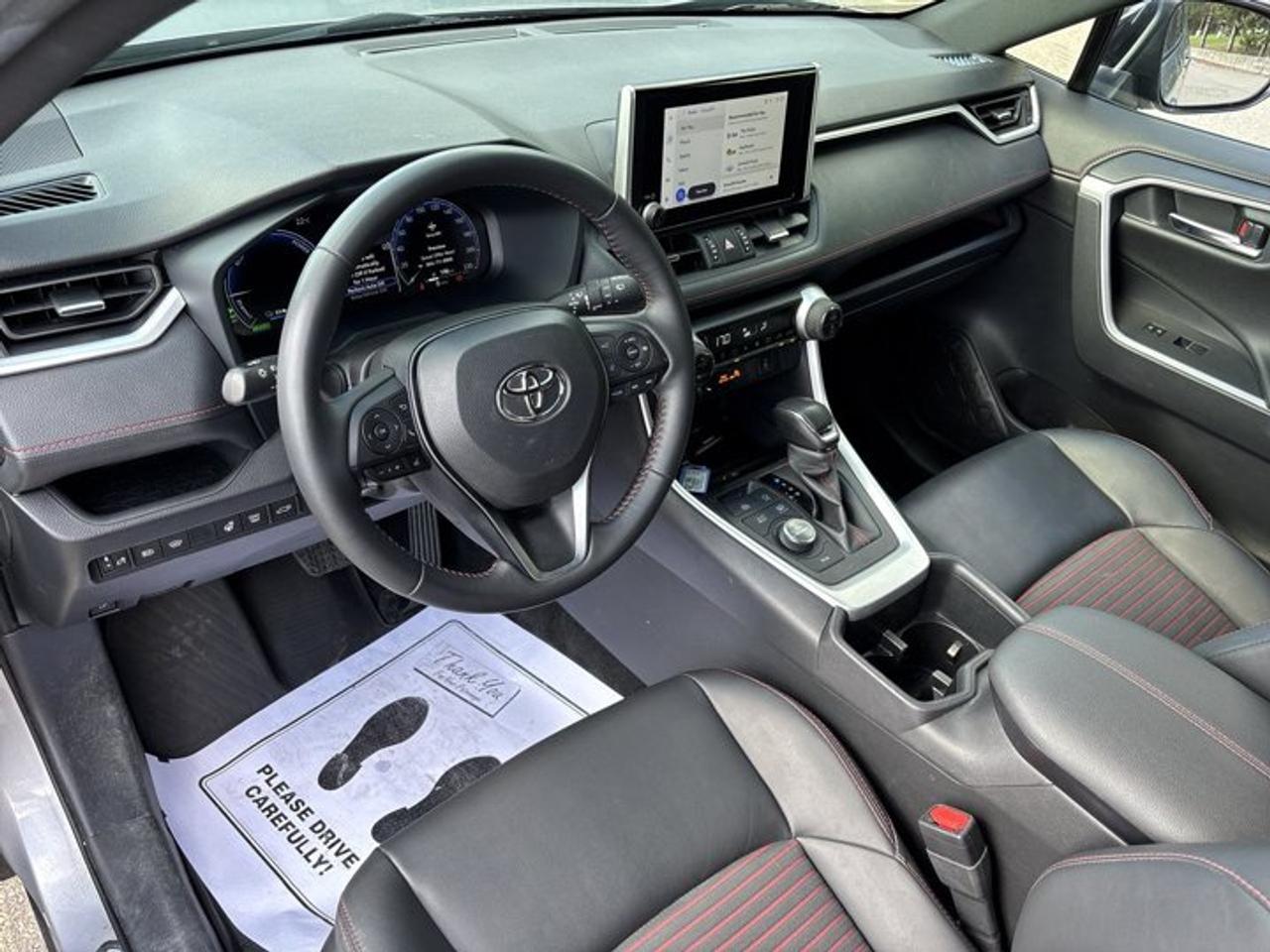 2025 Toyota RAV4 Plug-In Hybrid XSE AWD | No Accidents | Leather Seats | Heated Steering Photo