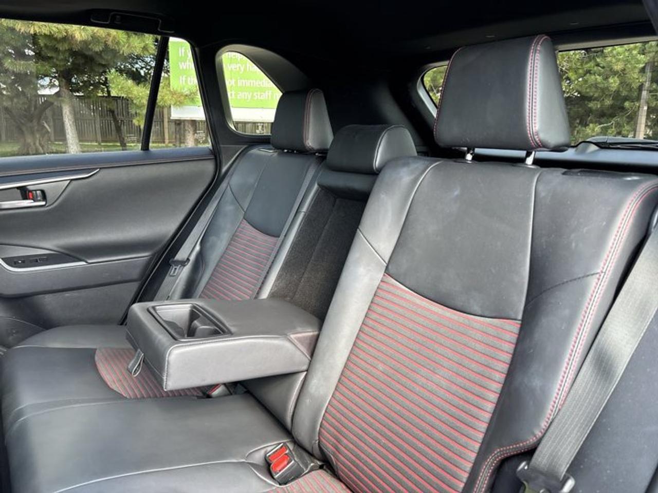 2025 Toyota RAV4 Plug-In Hybrid XSE AWD | No Accidents | Leather Seats | Heated Steering Photo