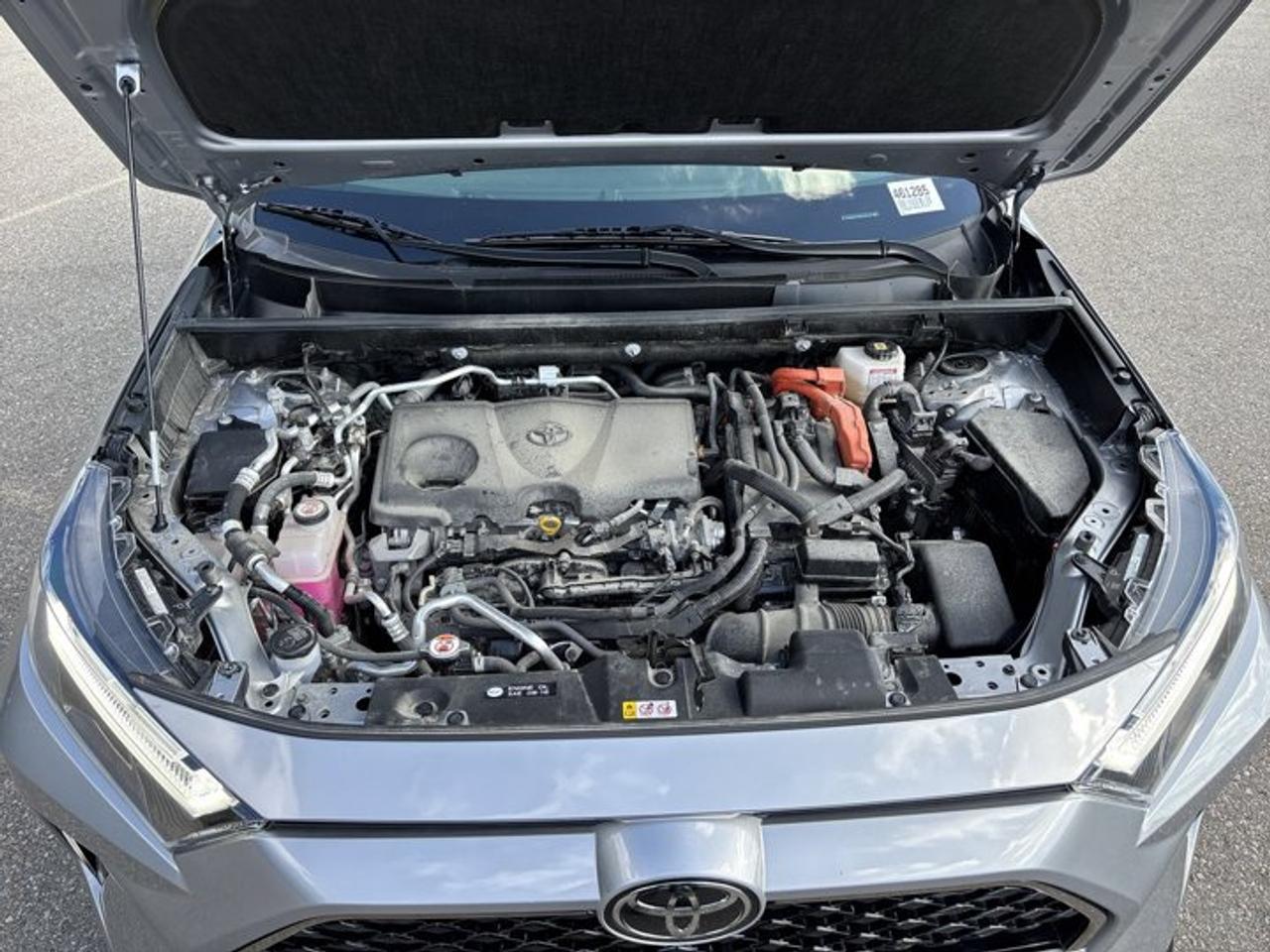 2025 Toyota RAV4 Plug-In Hybrid XSE AWD | No Accidents | Leather Seats | Heated Steering Photo
