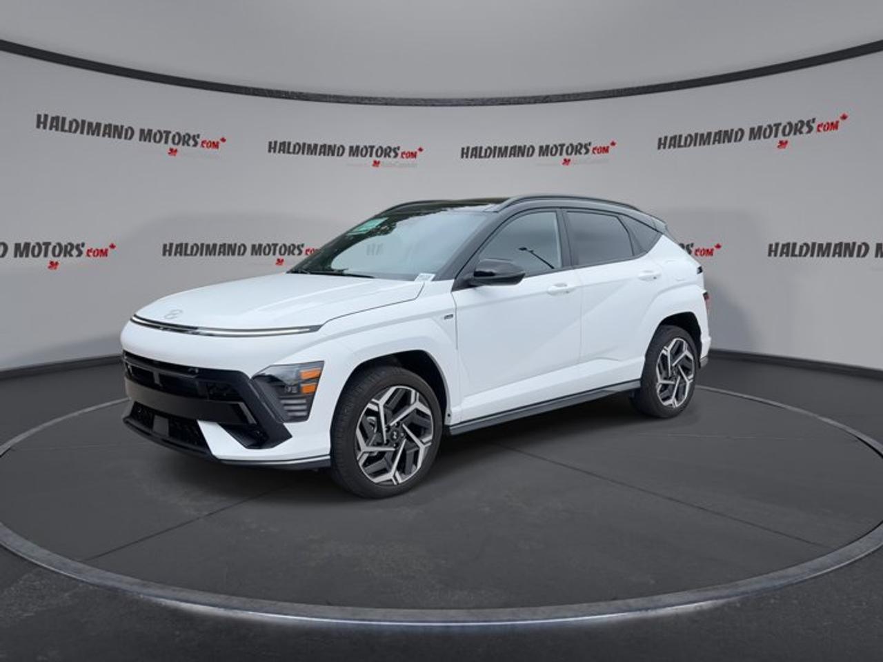 2025 Hyundai KONA N Line | No Accidents | Sunroof | Heated Steering Wheel Photo