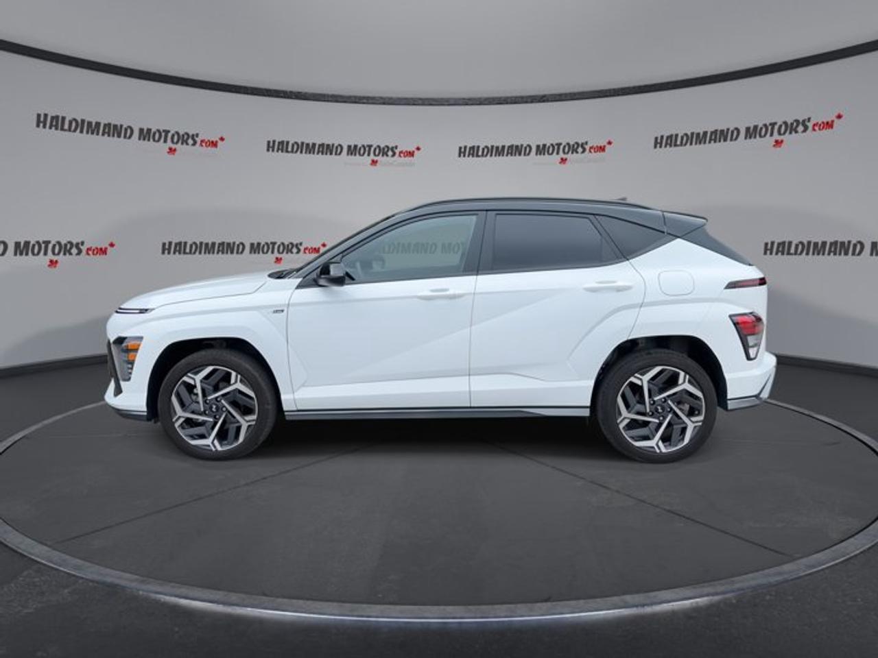 2025 Hyundai KONA N Line | No Accidents | Sunroof | Heated Steering Wheel Photo