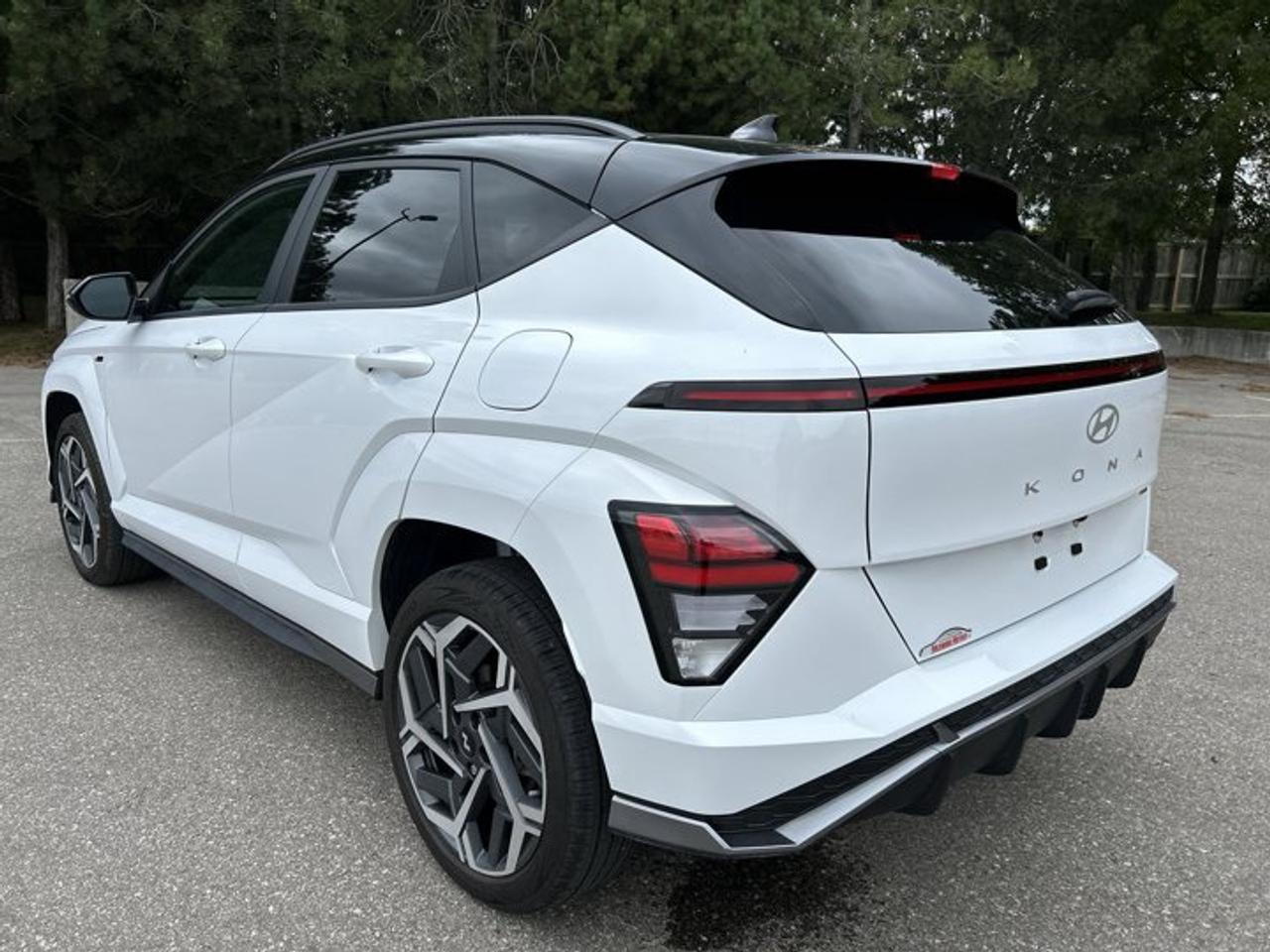 2025 Hyundai KONA N Line | No Accidents | Sunroof | Heated Steering Wheel Photo