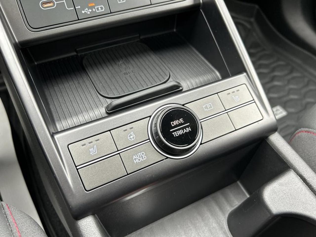 2025 Hyundai KONA N Line | No Accidents | Sunroof | Heated Steering Wheel Photo