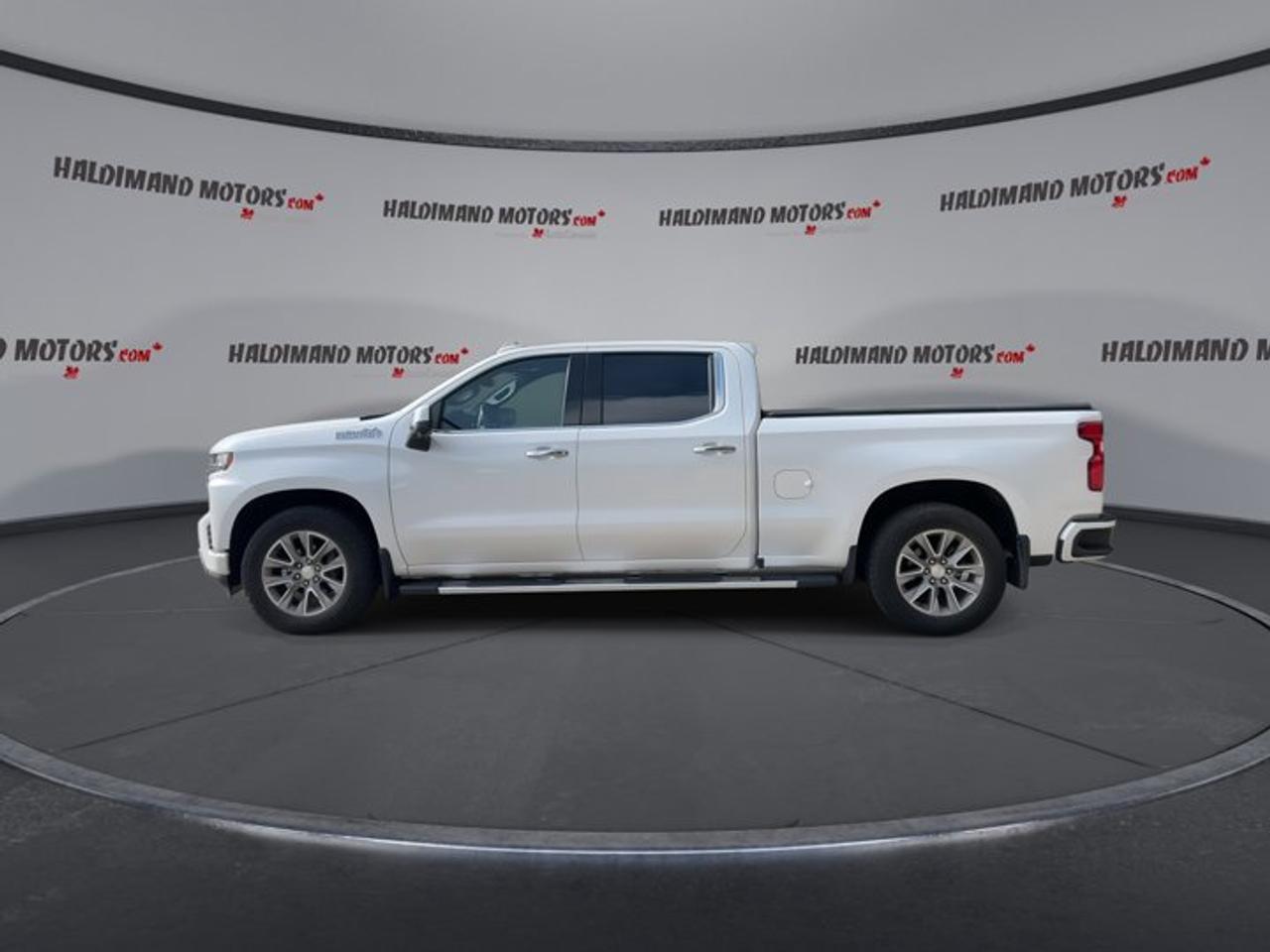 2022 Chevrolet Silverado 1500 LTD High Country Crew Cab 6.5' Box 4WD | No Accidents Photo4