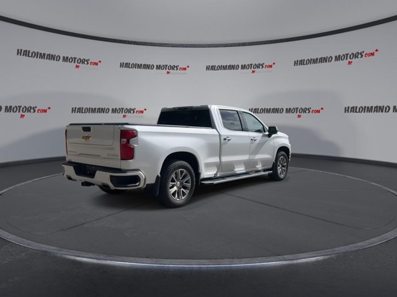 2022 Chevrolet Silverado 1500 LTD High Country Crew Cab 6.5' Box 4WD | No Accidents Photo
