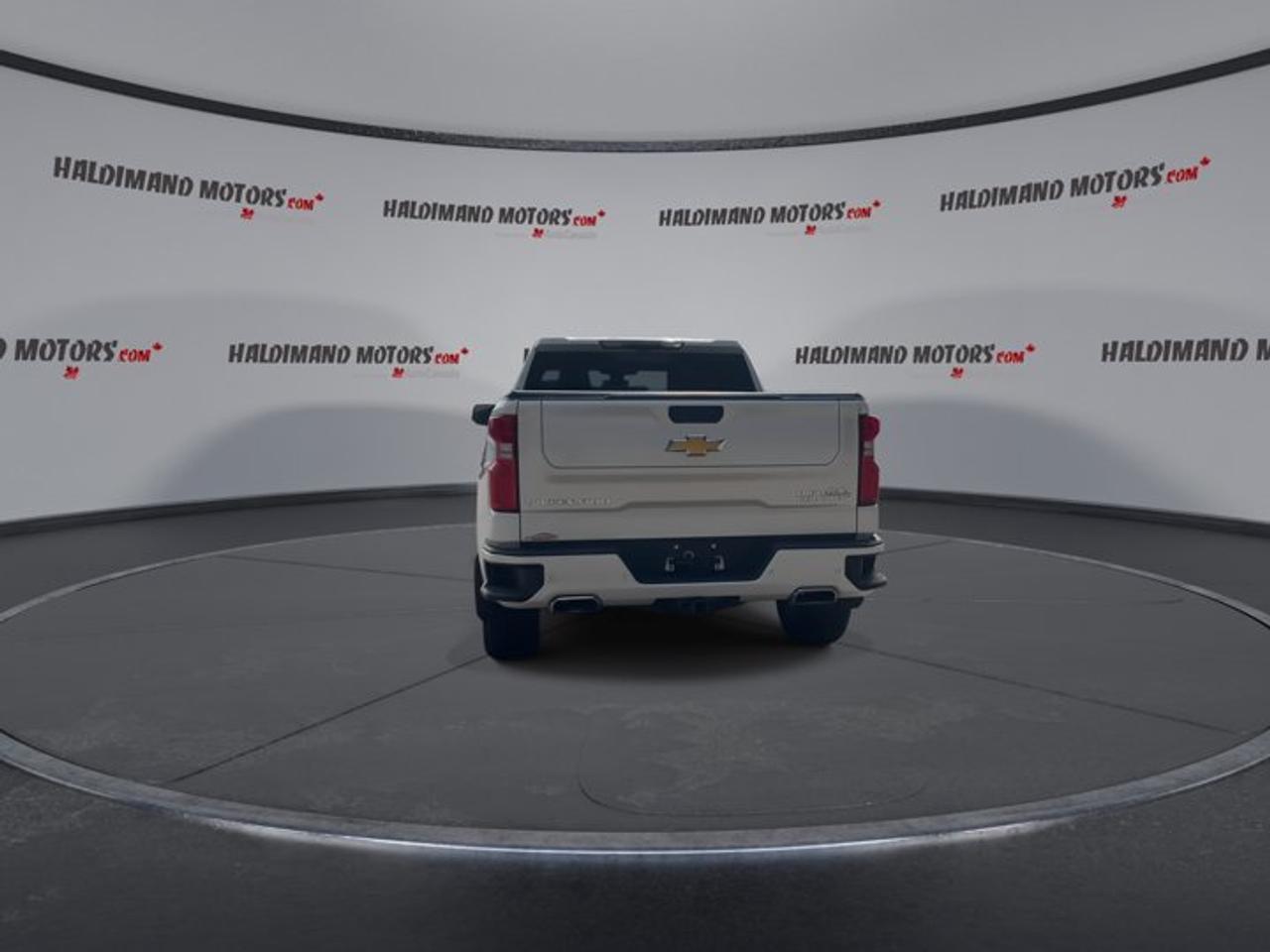 2022 Chevrolet Silverado 1500 LTD High Country Crew Cab 6.5' Box 4WD | No Accidents Photo