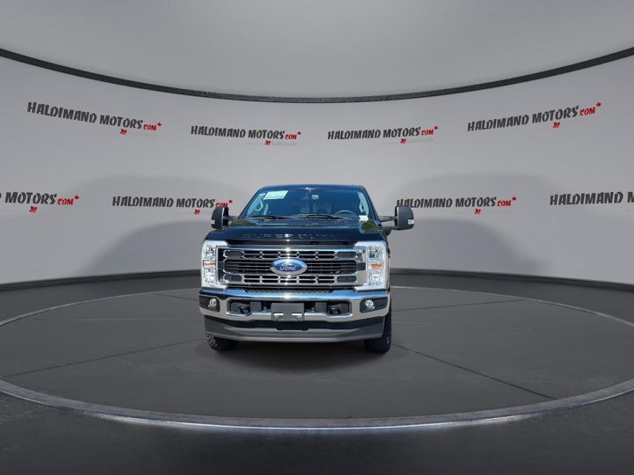 2023 Ford F-250 Super Duty SRW XLT Crew Cab 6.75' Box 4WD | No Accidents | 360 Camera Photo
