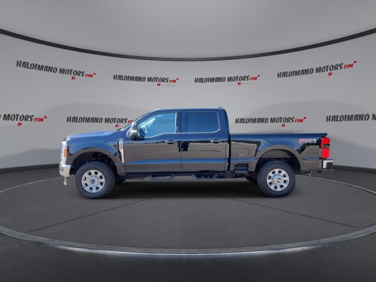 2023 Ford F-250 Super Duty SRW XLT Crew Cab 6.75' Box 4WD | No Accidents | 360 Camera Photo4
