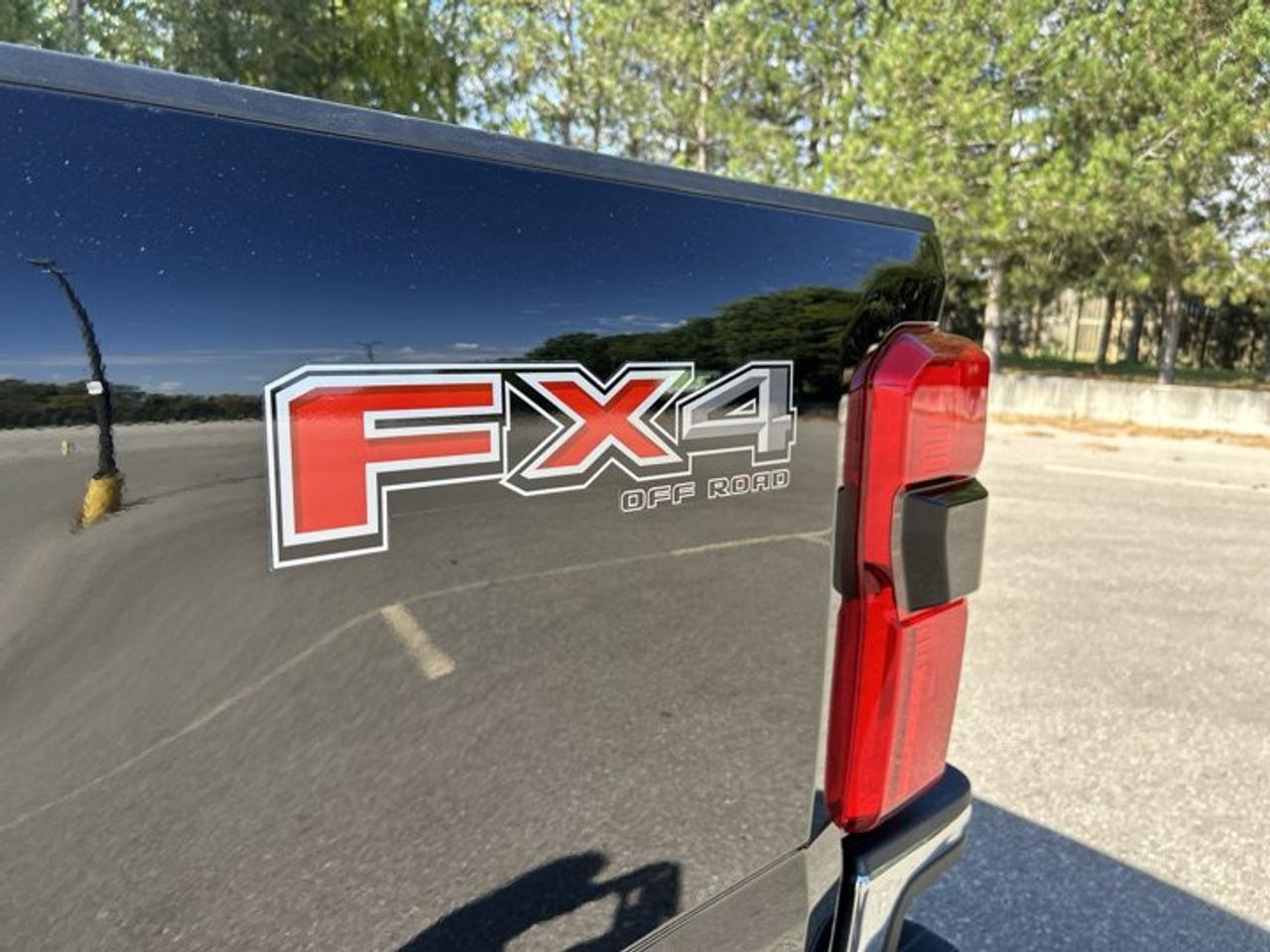 2023 Ford F-250 Super Duty SRW XLT Crew Cab 6.75' Box 4WD | No Accidents | 360 Camera Photo