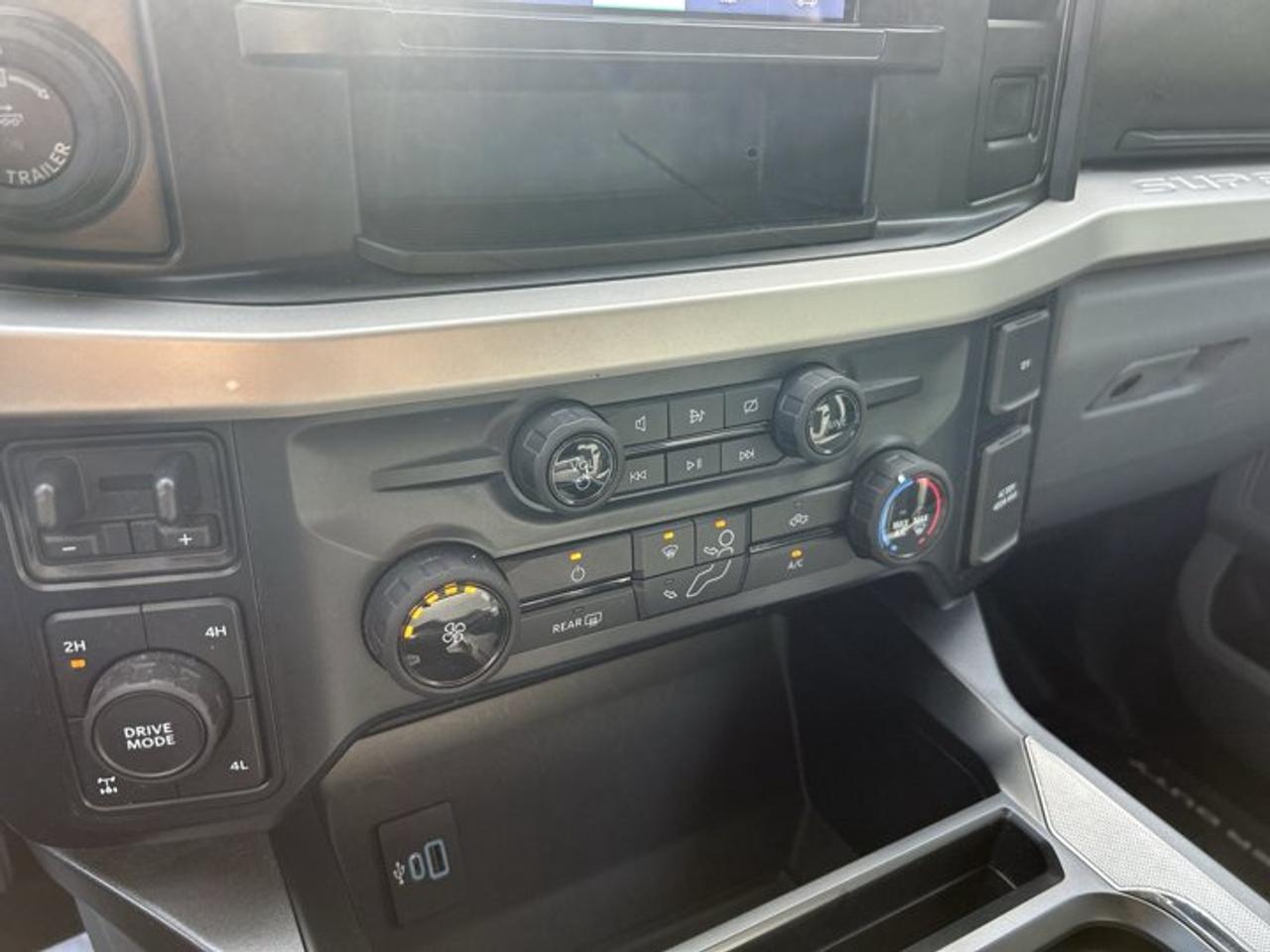 2023 Ford F-250 Super Duty SRW XLT Crew Cab 6.75' Box 4WD | No Accidents | 360 Camera Photo