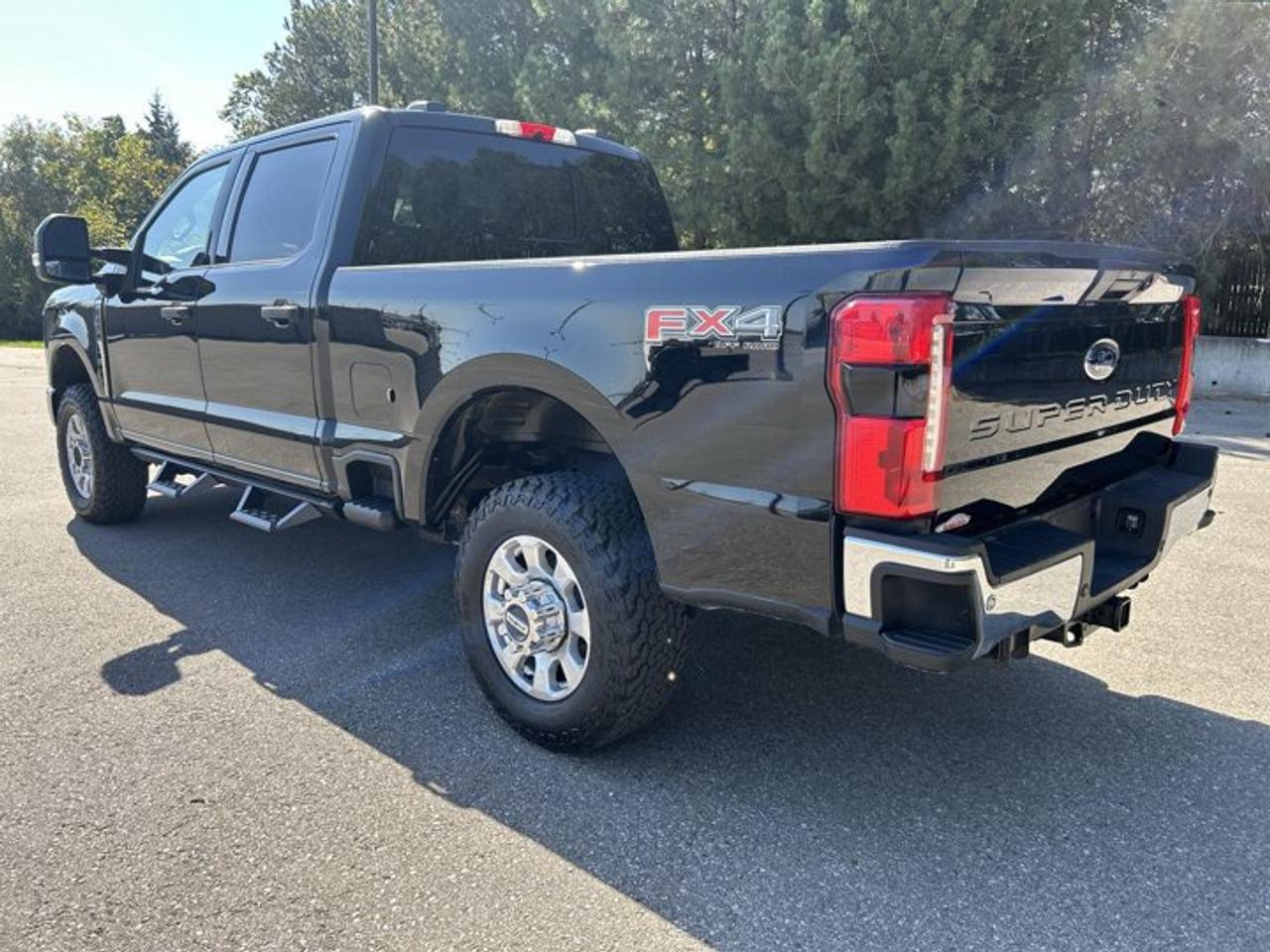 2023 Ford F-250 Super Duty SRW XLT Crew Cab 6.75' Box 4WD | No Accidents | 360 Camera Photo