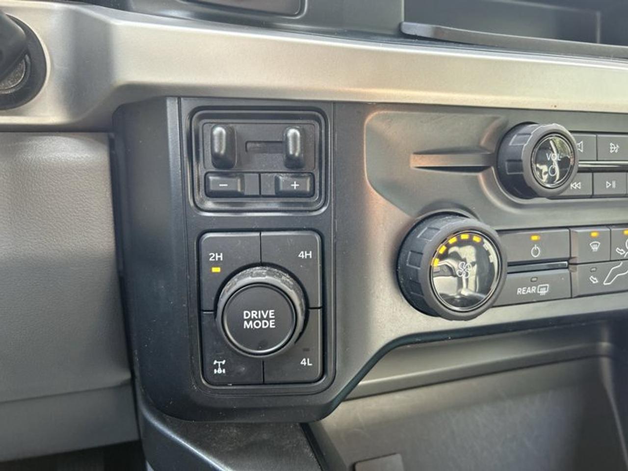 2023 Ford F-250 Super Duty SRW XLT Crew Cab 6.75' Box 4WD | No Accidents | 360 Camera Photo