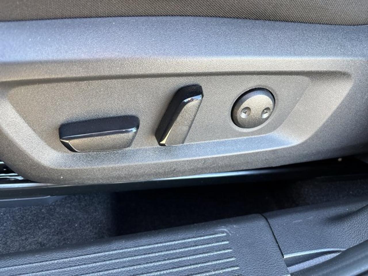 2026 Nissan Rogue SV AWD | One Owner | No Accidents | Pano. Roof Photo