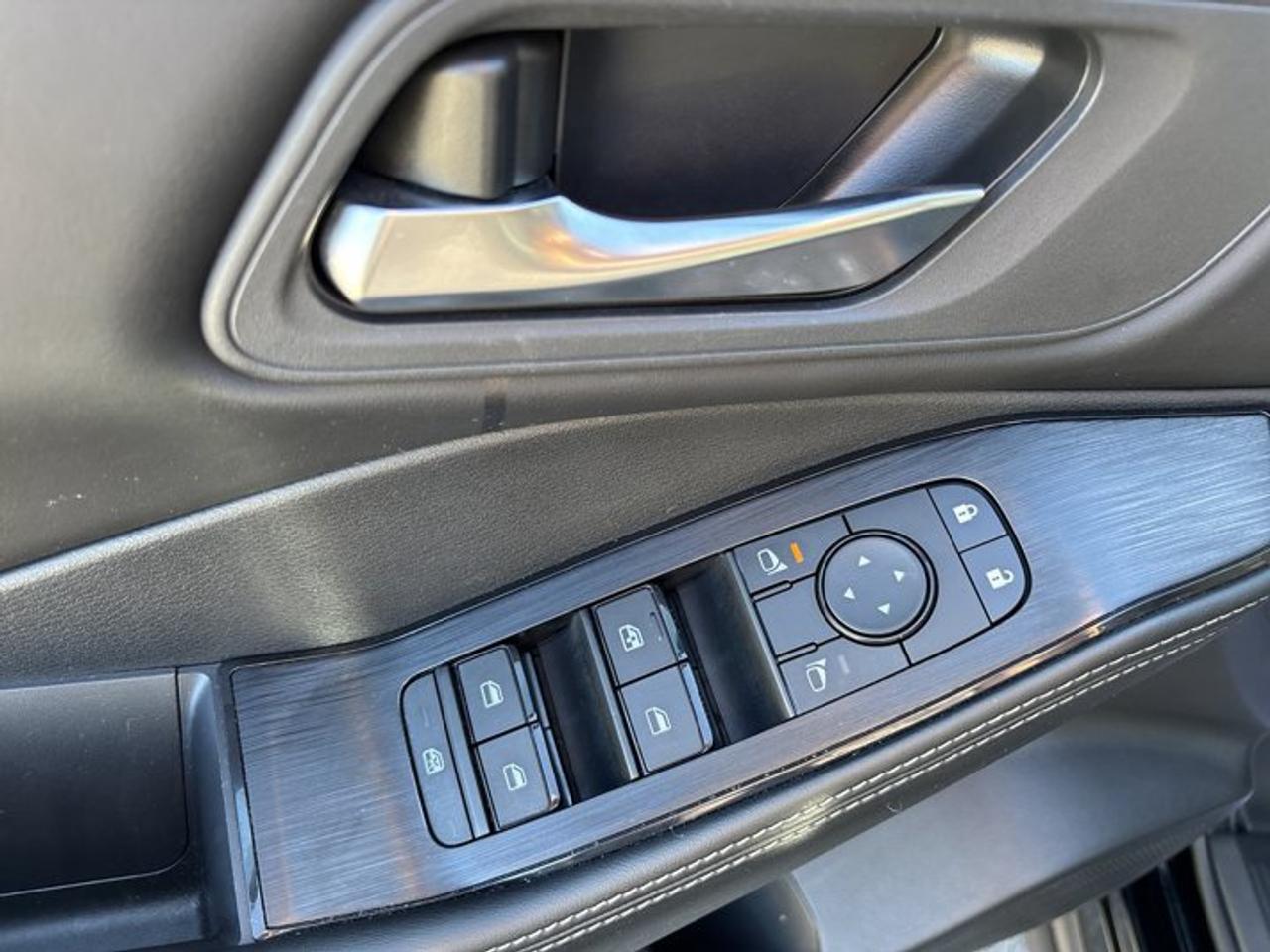 2026 Nissan Rogue SV AWD | One Owner | No Accidents | Pano. Roof Photo