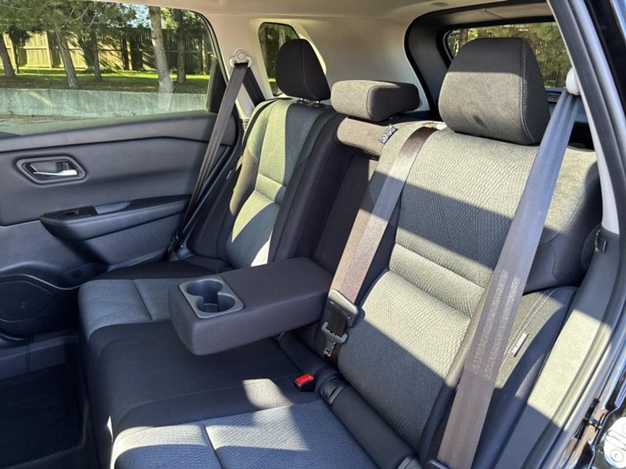 2026 Nissan Rogue SV AWD | One Owner | No Accidents | Pano. Roof Photo