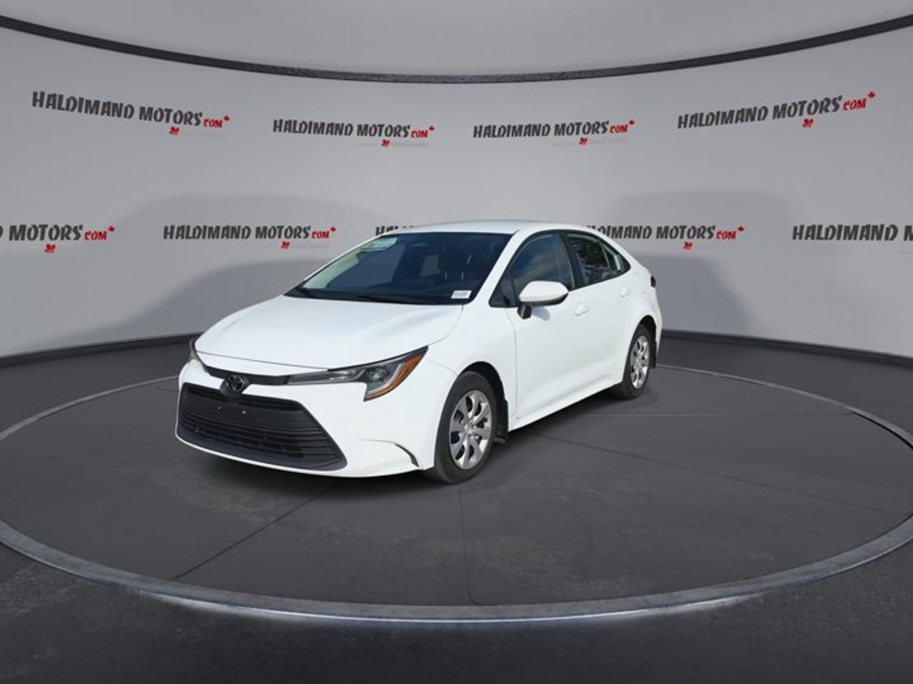 2024 Toyota Corolla LE | ONE OWNER | NO ACCIDENTS Photo3