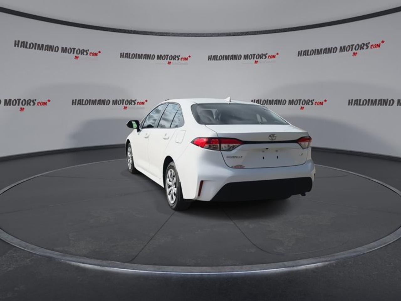 2024 Toyota Corolla LE | ONE OWNER | NO ACCIDENTS Photo