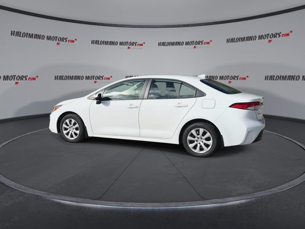 2024 Toyota Corolla LE | ONE OWNER | NO ACCIDENTS Photo