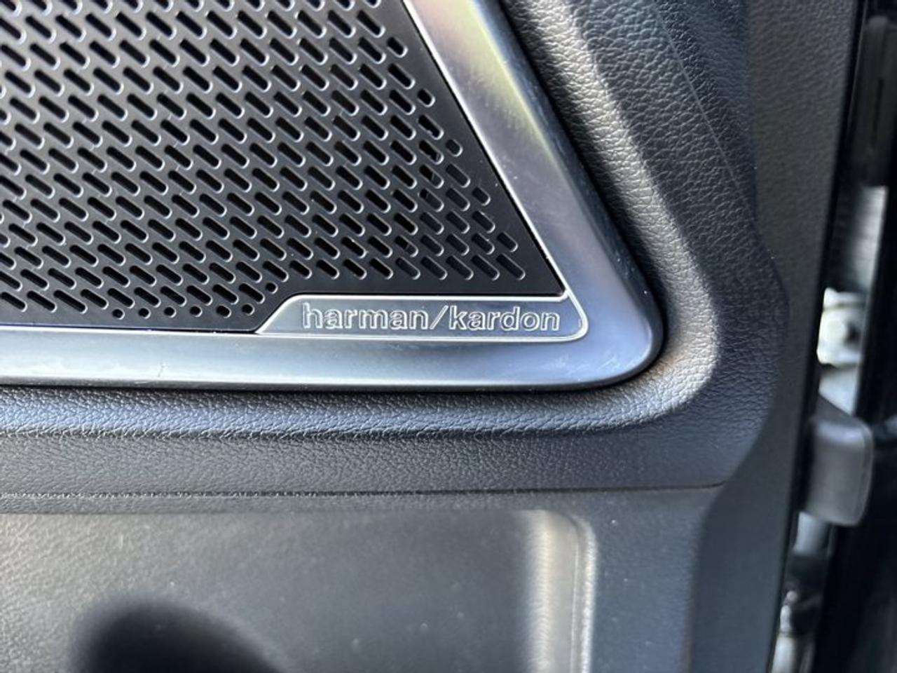 2023 Kia Telluride SX AWD | No Accidents | Vent. Front Seats | Heated Steering Photo