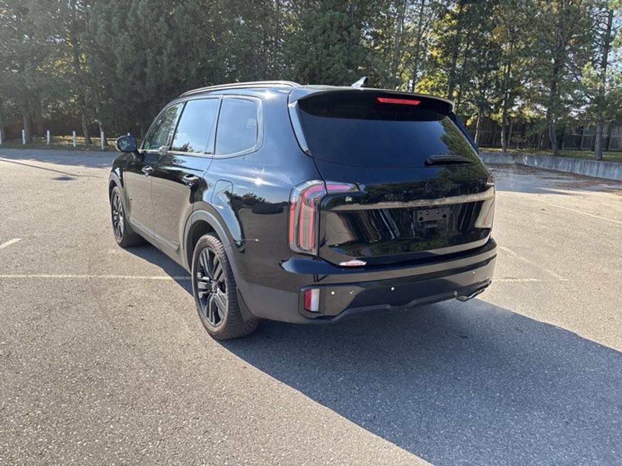 2023 Kia Telluride SX AWD | No Accidents | Vent. Front Seats | Heated Steering Photo