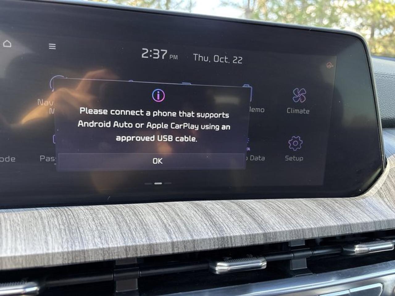 2023 Kia Telluride SX AWD | No Accidents | Vent. Front Seats | Heated Steering Photo