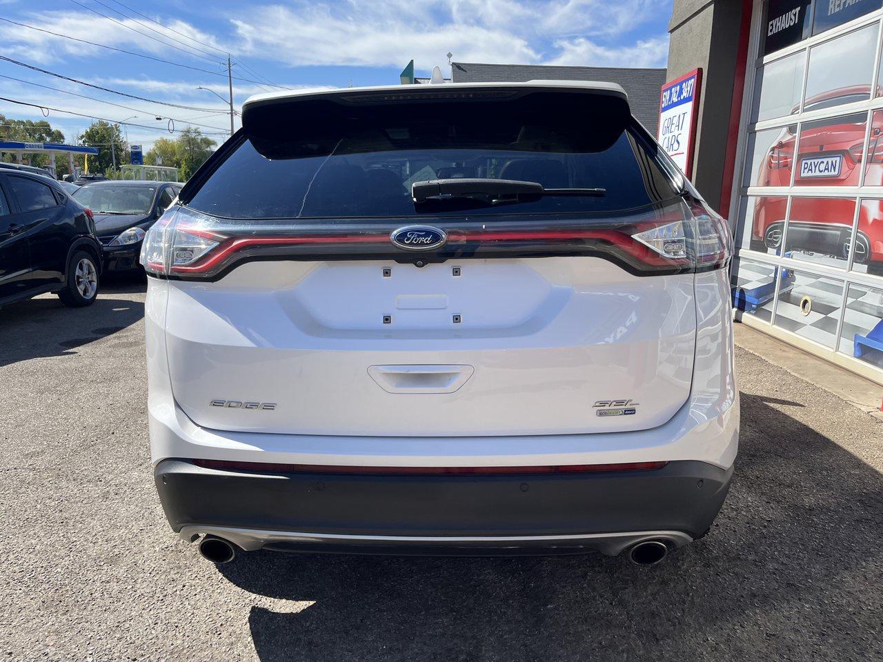 2018 Ford Edge SEL Photo