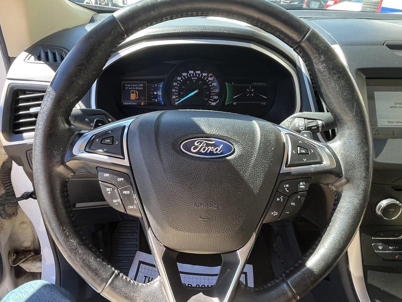 2018 Ford Edge SEL Photo