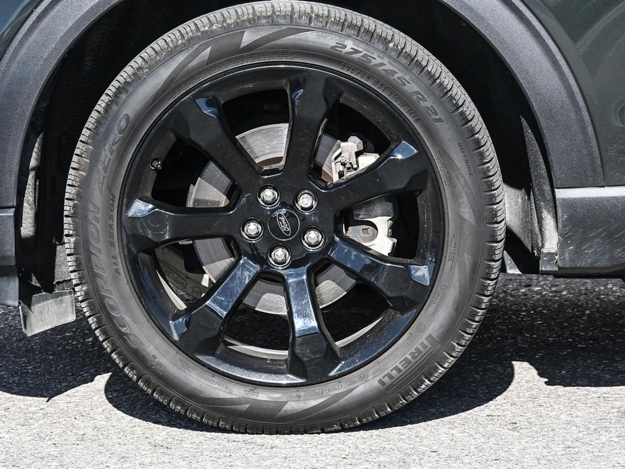 2024 Ford Explorer ST-Line Photo