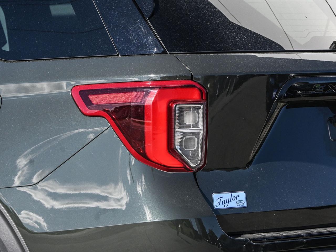 2024 Ford Explorer ST-Line Photo