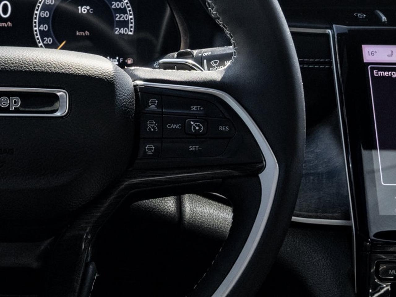 2025 Jeep Grand Cherokee L Limited Photo