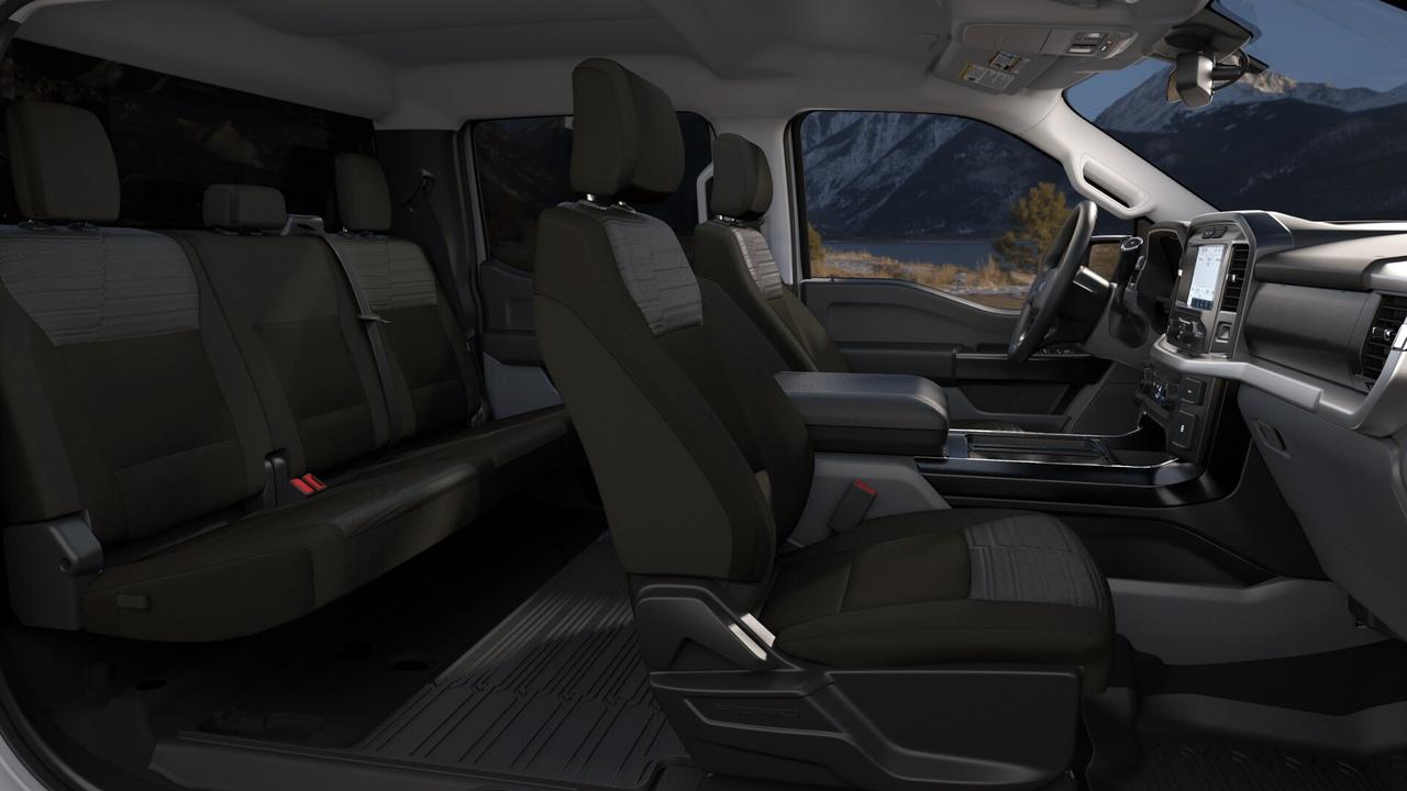 2023 Ford F-150 SUPERCREW 4X4 XL Photo5