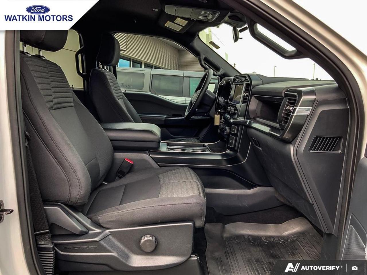 2023 Ford F-150 SuperCrew photo 25