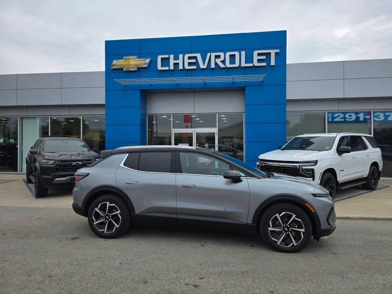 2027 Chevrolet Equinox EV 4dr LT2 w/PDE Photo5