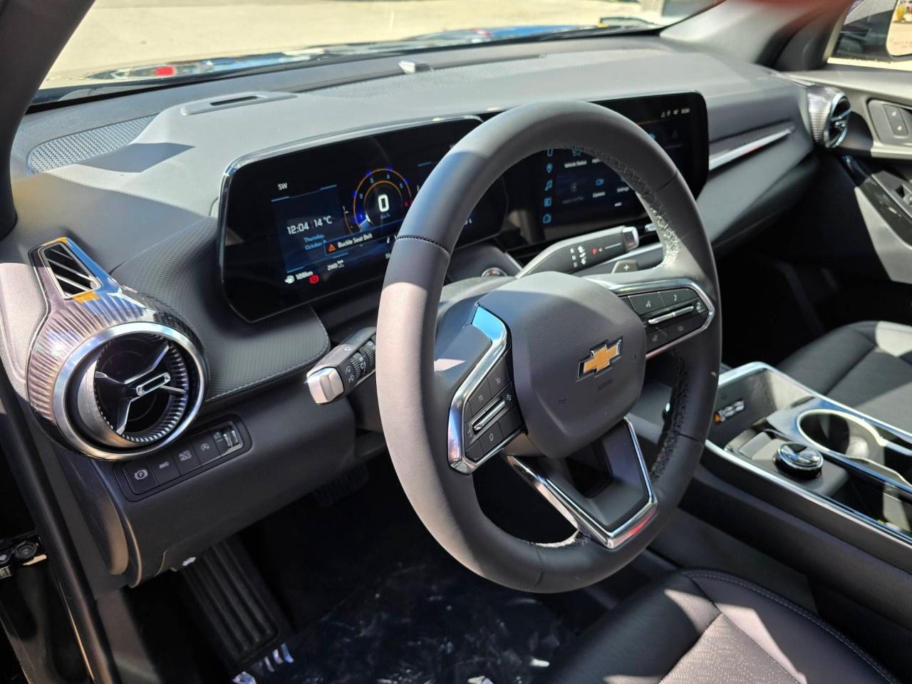 2027 Chevrolet Equinox AWD LT Photo