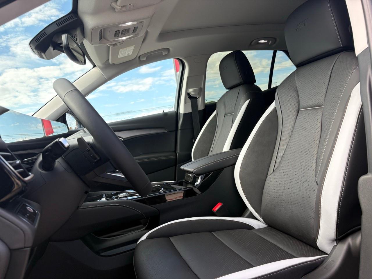 2026 Buick Envision AWD 4dr Sport Touring Photo