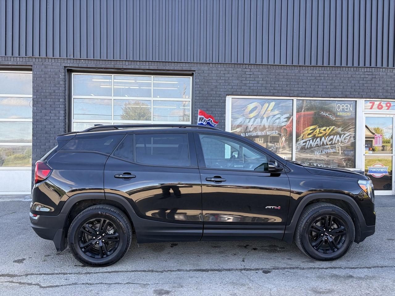 2023 GMC Terrain AT4 AWD - Photo #5