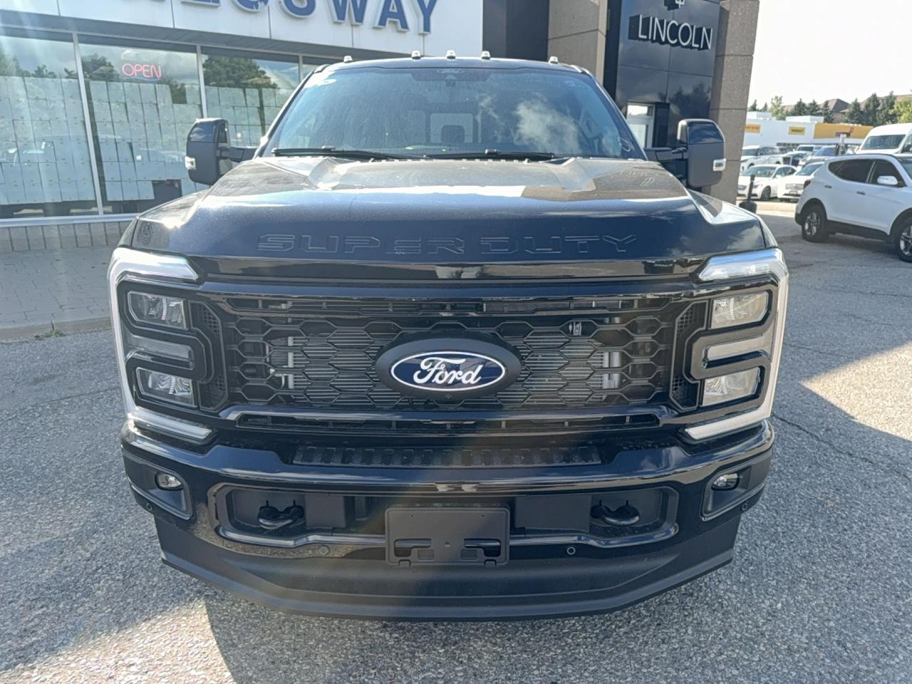 2027 Ford F-250 LARIAT, 6.75'BOX, BLACK PKG, MOONROOF, PREMIUM PKG Photo1