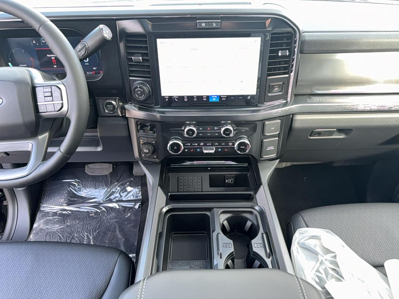 2027 Ford F-250 LARIAT, 6.75'BOX, BLACK PKG, MOONROOF, PREMIUM PKG Photo