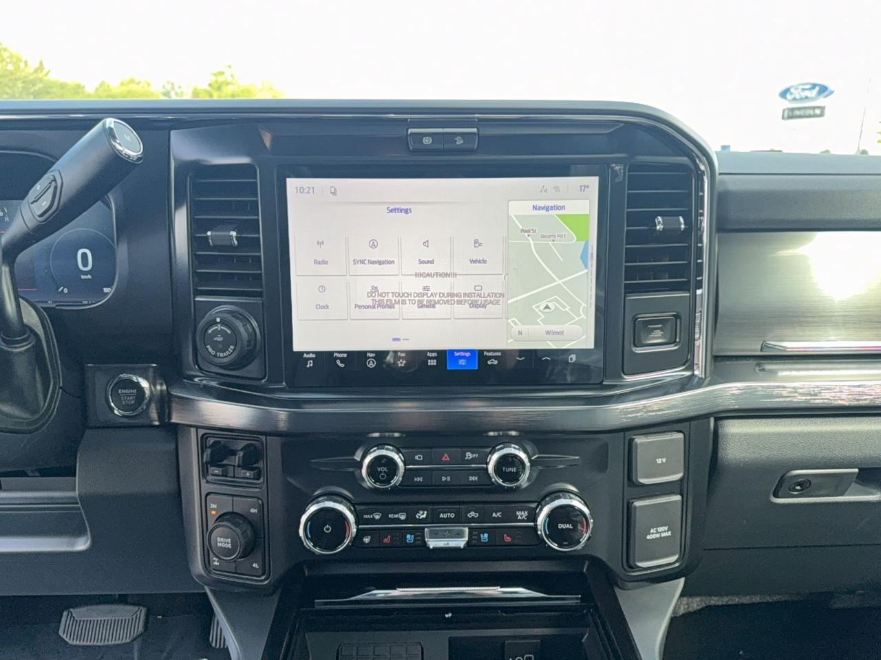 2027 Ford F-250 LARIAT, 6.75'BOX, BLACK PKG, MOONROOF, PREMIUM PKG Photo