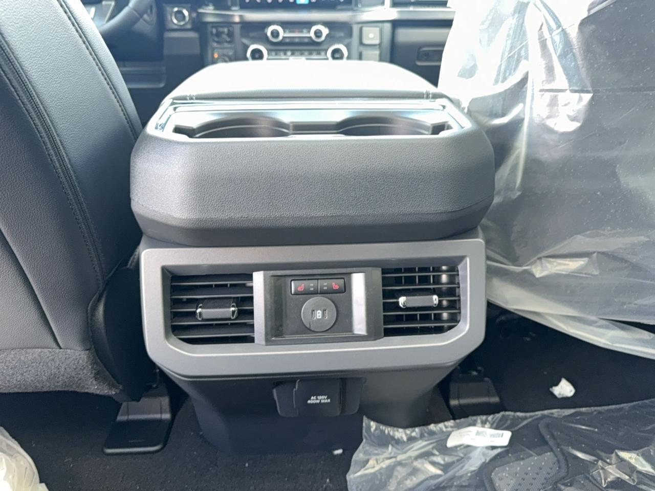 2027 Ford F-250 LARIAT, 6.75'BOX, BLACK PKG, MOONROOF, PREMIUM PKG Photo