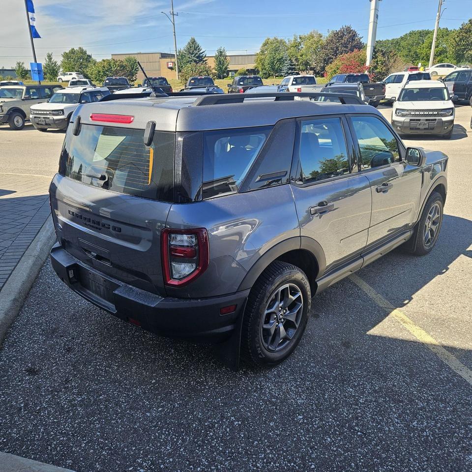 2021 Ford Bronco 1.5L ECOBOOST, 17" RIMS, LANE KEEPING, LOCAL TRADE Photo4