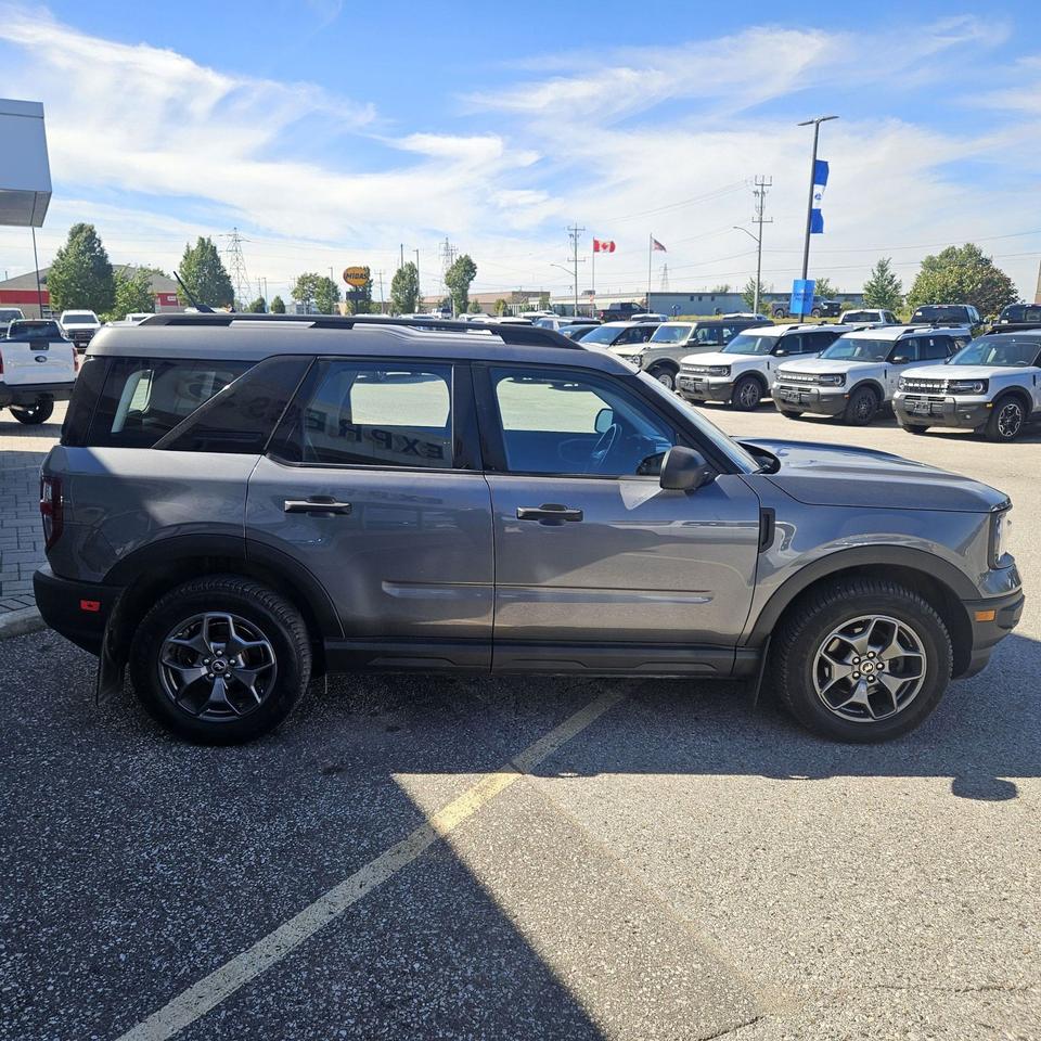 2021 Ford Bronco 1.5L ECOBOOST, 17" RIMS, LANE KEEPING, LOCAL TRADE Photo3