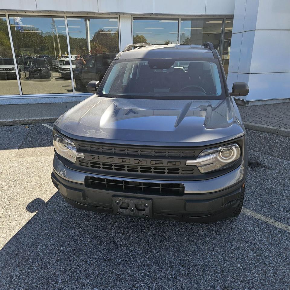 2021 Ford Bronco 1.5L ECOBOOST, 17" RIMS, LANE KEEPING, LOCAL TRADE Photo1