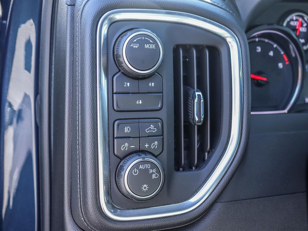 2022 Chevrolet Silverado 2500 LT Crew Cab Photo