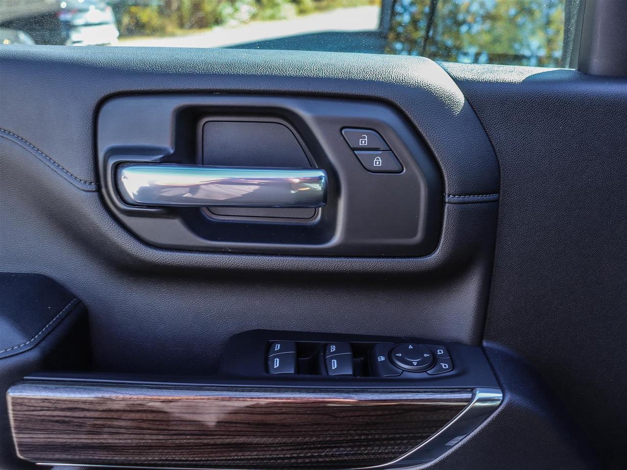 2022 Chevrolet Silverado 2500 LT Crew Cab Photo