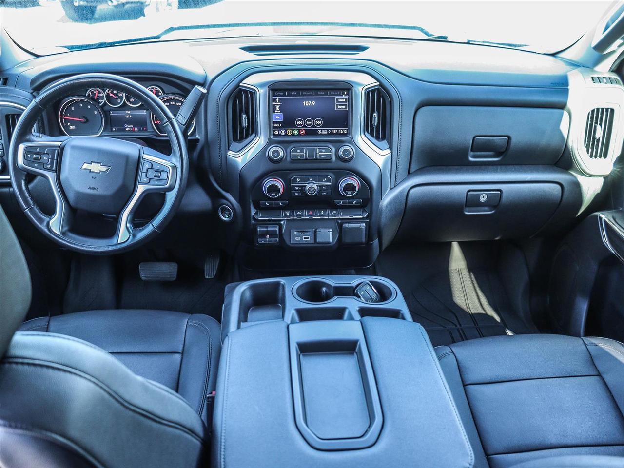 2022 Chevrolet Silverado 2500 LT Crew Cab Photo